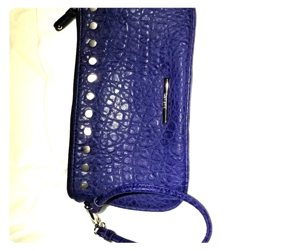 Nine west wristlet with strap